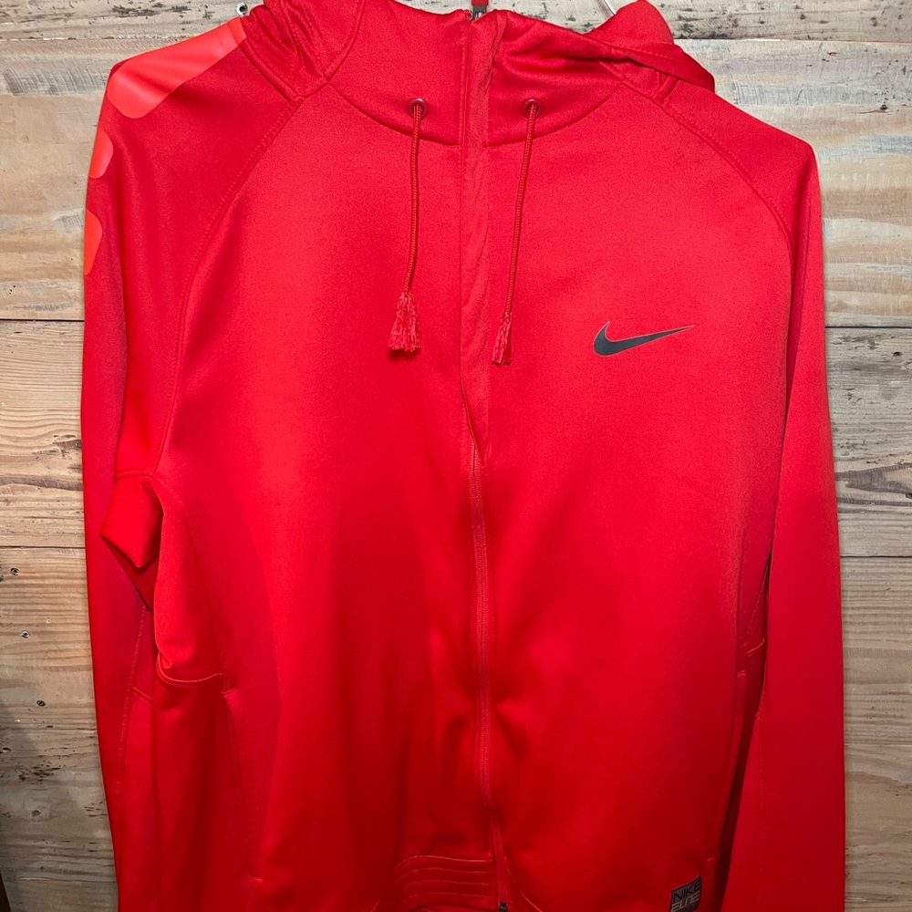 RED NIKE ELITE HOODIE. Size XL